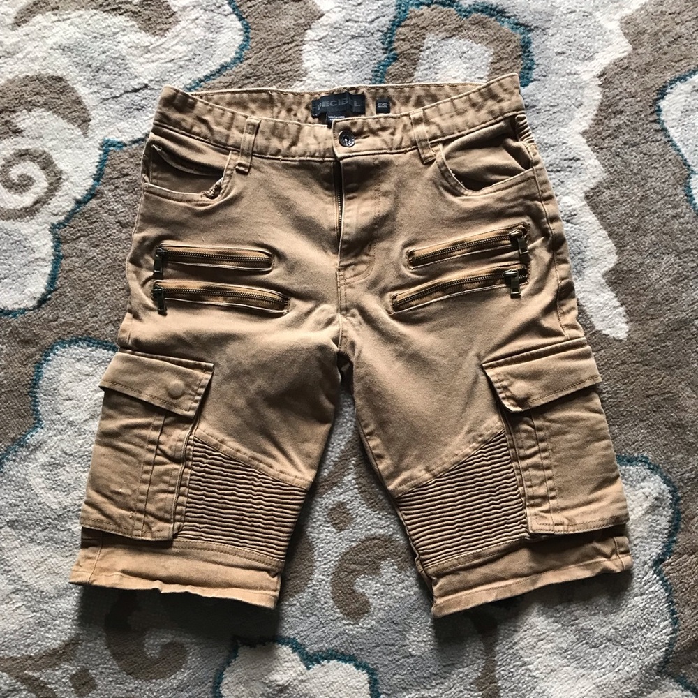 Decibel moto shorts 32 (actual 30”)